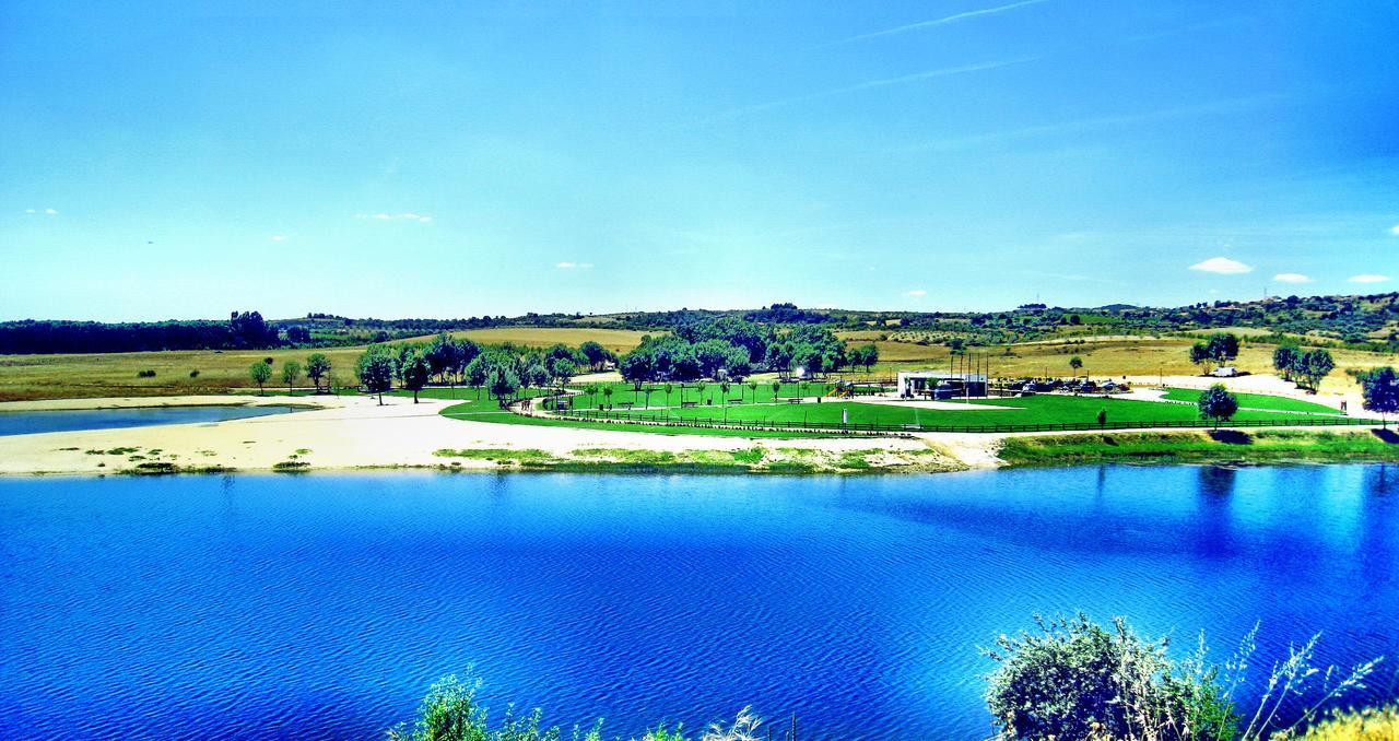 Alojamento Rural De Vales Vales  外观 照片